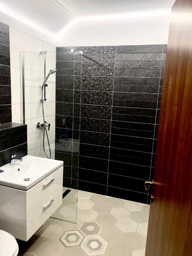 אודורהיו סקוייסק Bokorlak Apartment מראה חיצוני תמונה